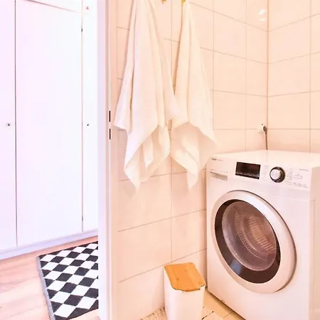 Mit Balkon - Netflix - Nahe Messe Duesseldorf شقة